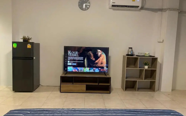 84 Bar ve Konuk Evimiz