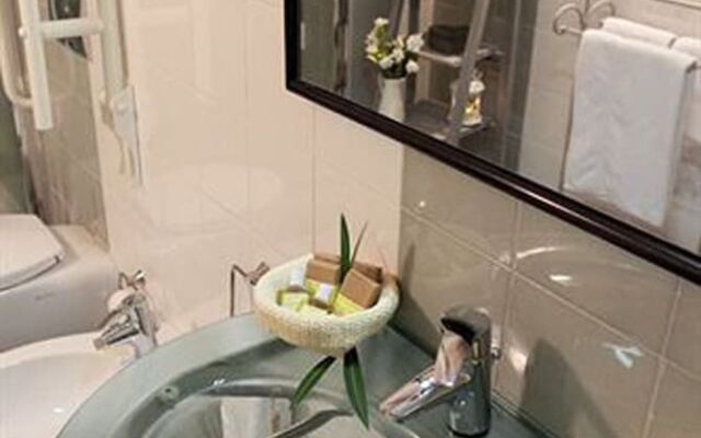Villa Euchelia Resort