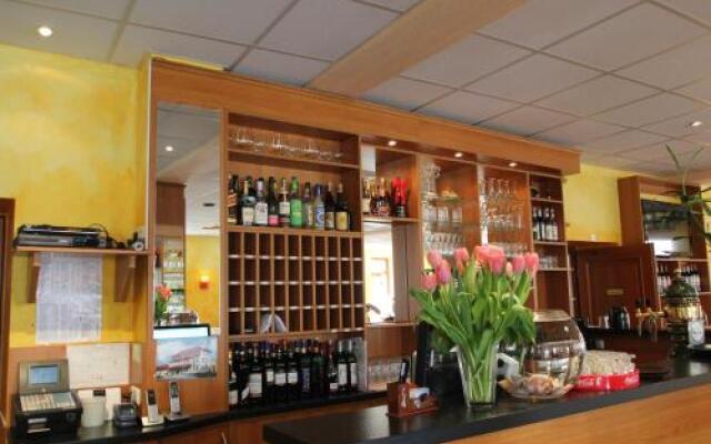 Weie Taube Hotel