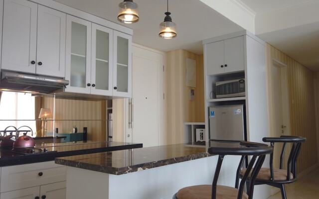 Deluxe 3BR Apartment with City View at Landmark Residence