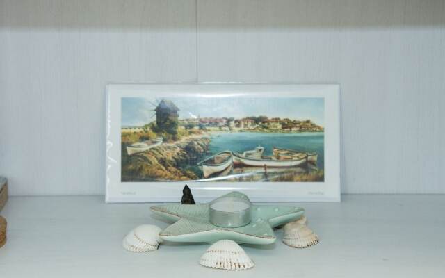 FM Deluxe 1-BDR Apartment - Just Like Home