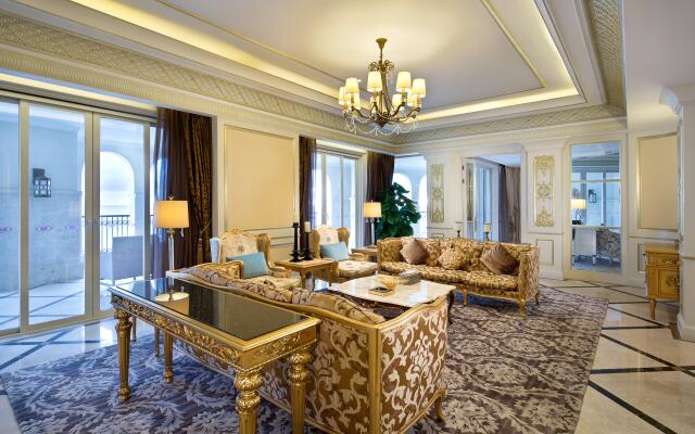 Crowne Plaza Resort Sanya Bay by IHG