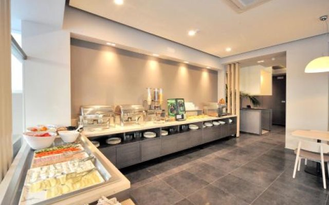Astron Suites And Apartments