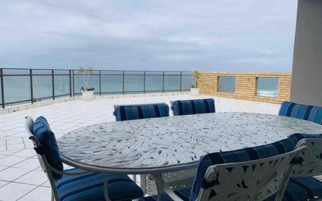 Hansmeyer Hill - 5 Bedroom House