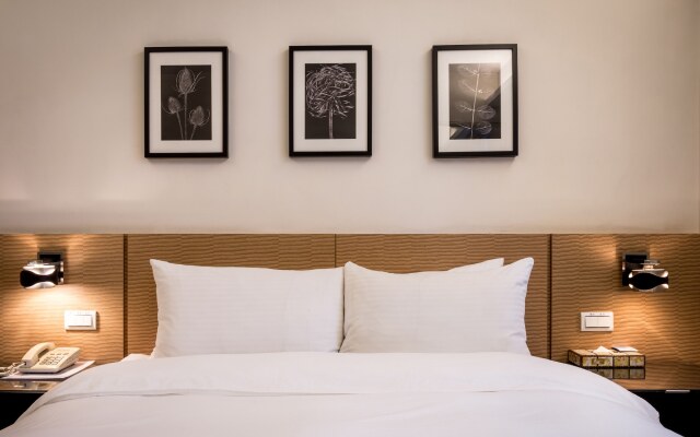 Royal Garden Hotel