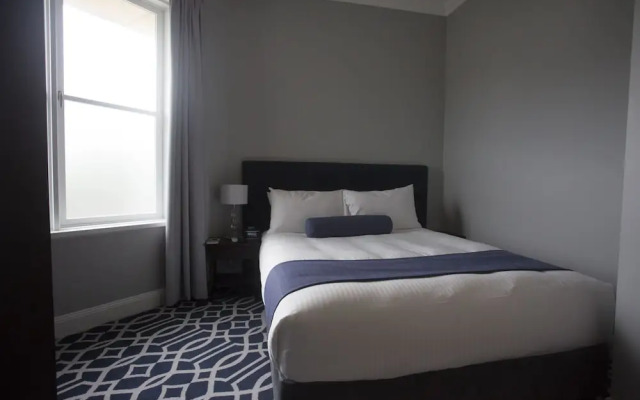 Seabreeze Hotel