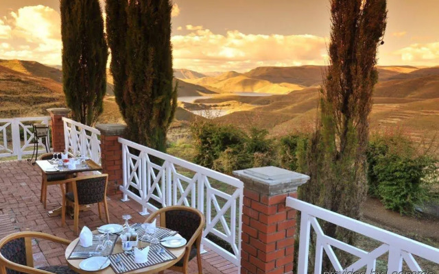 Mohale Lodge