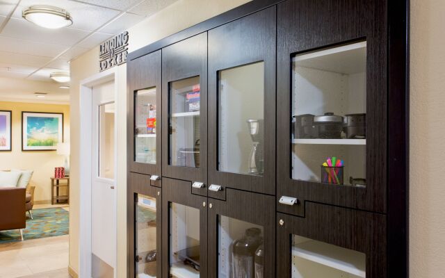 Candlewood Suites Medford by IHG