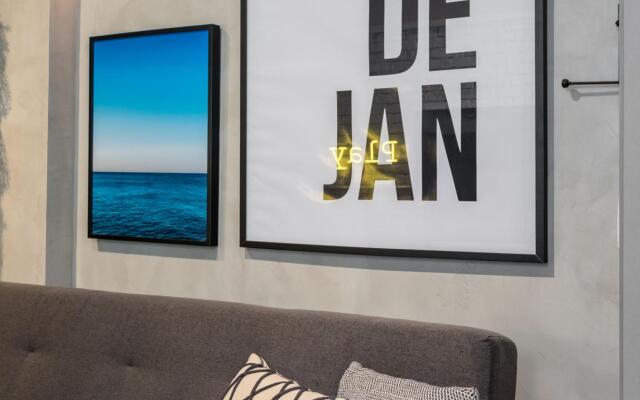 3 Minutes From Copacabana Beach Df115