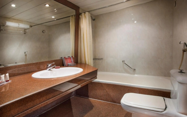 Pyramisa Suites Hotel Cairo