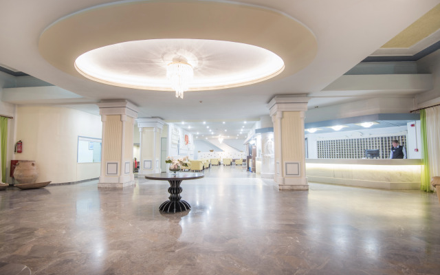 Atlantis Hotel