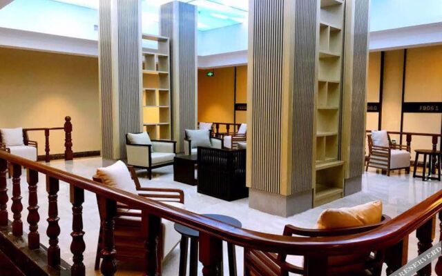 Yulin Garden Hotel