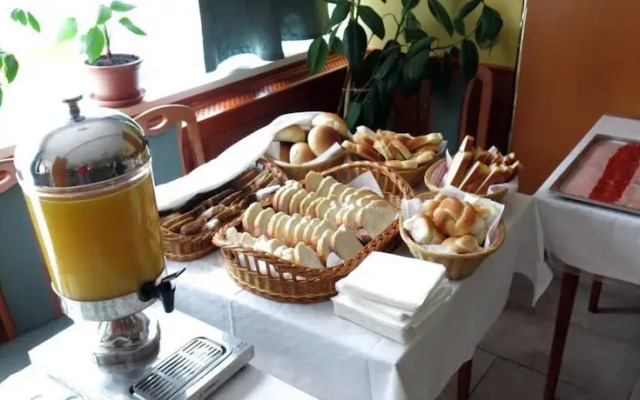 Hotel Forrás