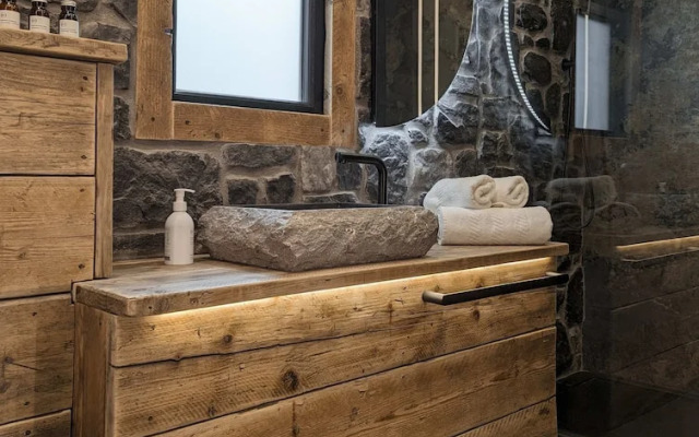 The Hideaway at Higher Longtail