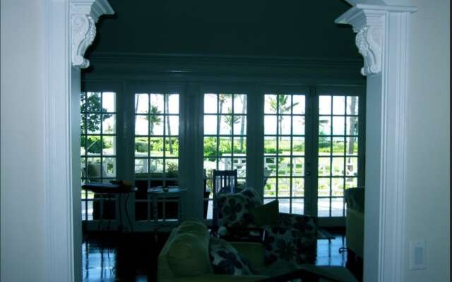 The Blue Inn Family Vacation Rental