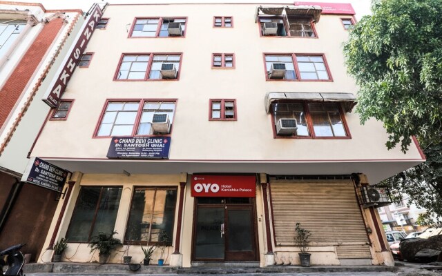 OYO 22135 Hotel Kanishka Palace