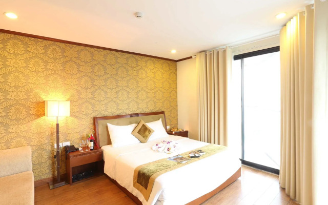 Sunset Westlake Hanoi Hotel