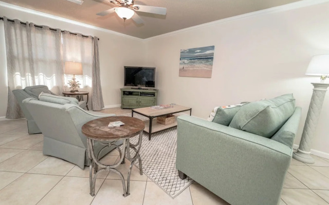Woodland Shores Beach Resort by Panhandle Getaways