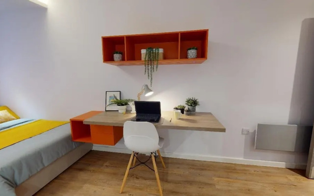 Student Only Studio with Kitchenette