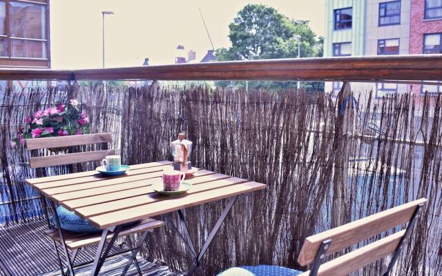 1 Bedroom Flat in Dublin With Balcony