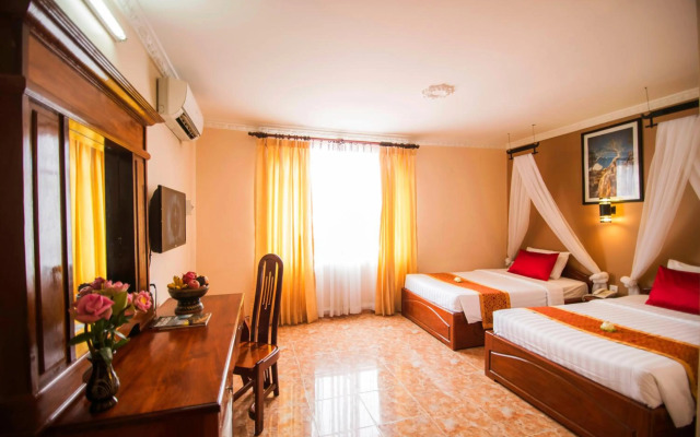 Reaksmey Chanreas Hotel