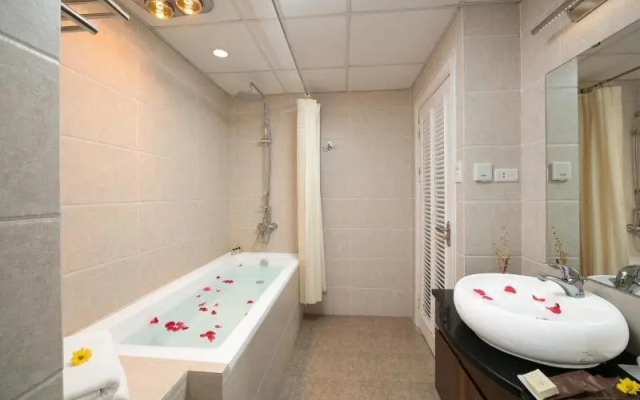 Poonsa Cau Giay Apartment