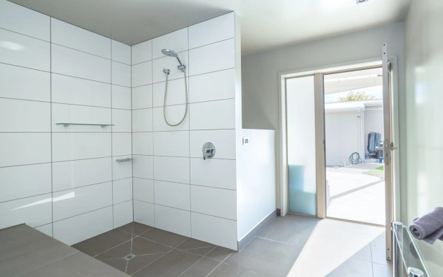 Paradise on Campbell