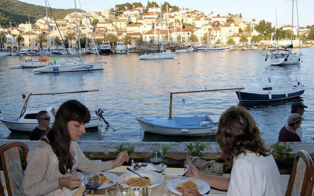 Delfin Hvar Hotel