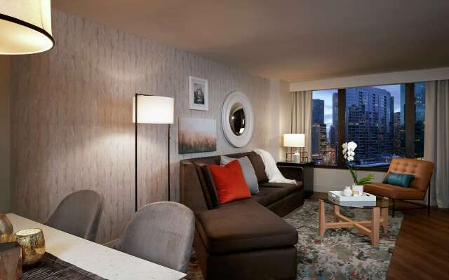 DoubleTree by Hilton Chicago - Magnificent Mile