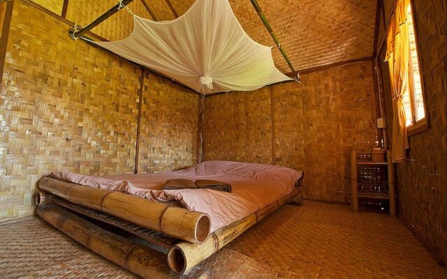 Pai Country Hut