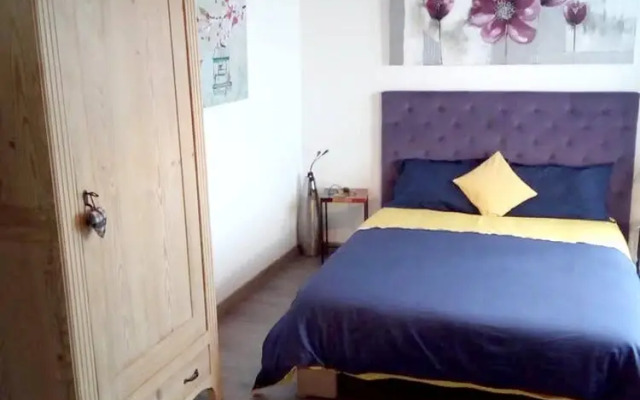 Studio in Valff, With Enclosed Garden and Wifi