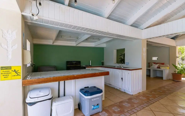 1 MIN Walk 2 Arashi Beach Suite w Roofdeck Pool