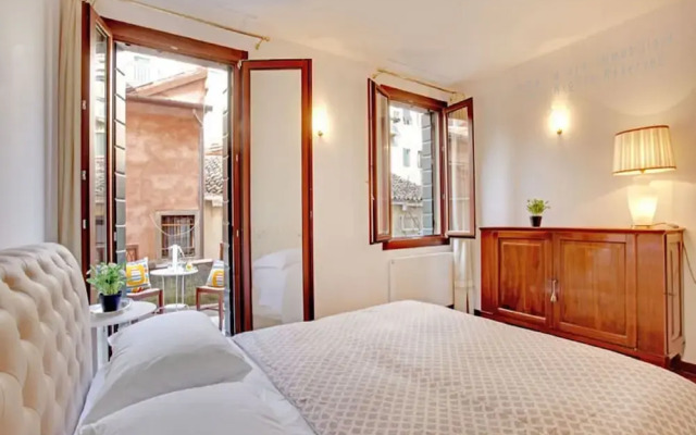 Grimaldi Apartments  - Scala Reale