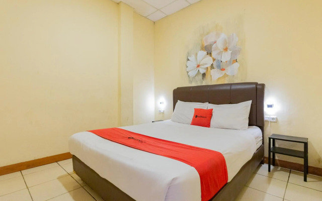 OYO 1552 Iodium Residence