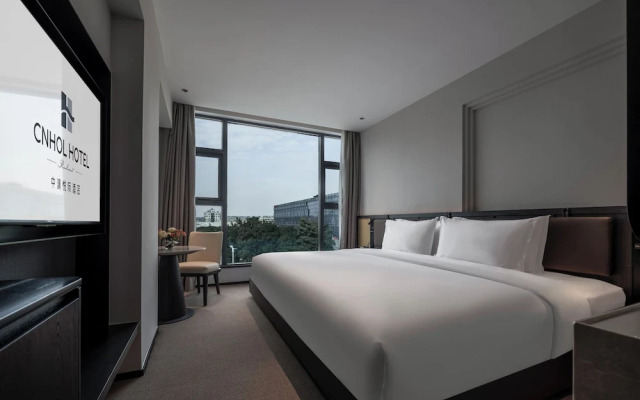Cnhol Radient Hotel