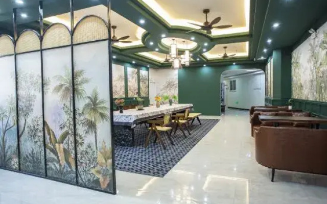 Ant hostel (Haikou Arcade Street）