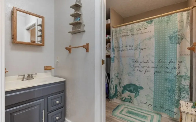 Lazy Lagoon 1 Bedroom Home