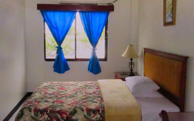 S & C Hotel Suites And Apartments