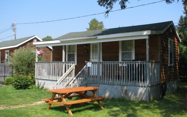 Anchorage House and Cottages