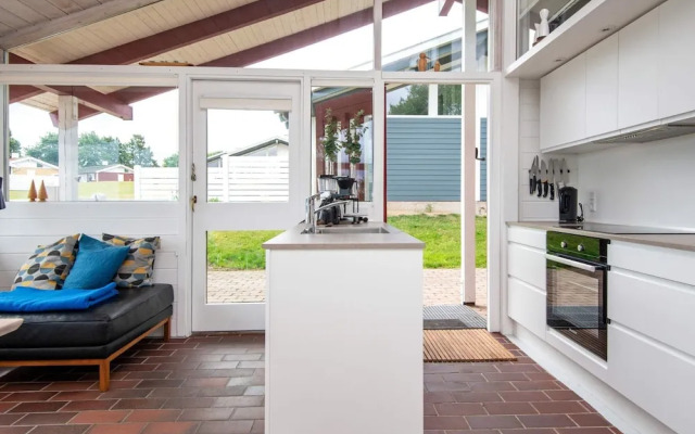 6 Person Holiday Home in Aabenraa-by Traum