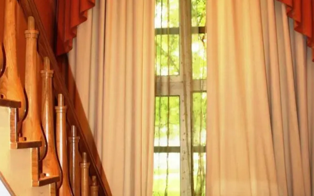 Ле Тон на проспекте Вернадского