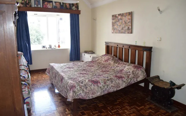 Bustani Apartment
