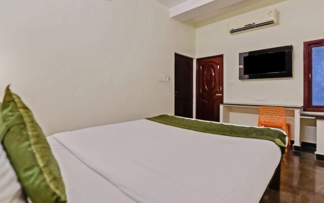 Itsy Hotels Prakasam Residency