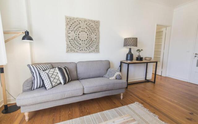 Lovelystay - Bonsai Light And Comfort Flat