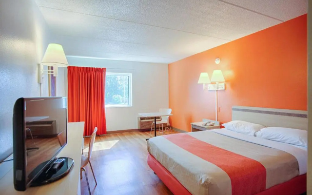 Motel 6 East Syracuse, NY – Airport