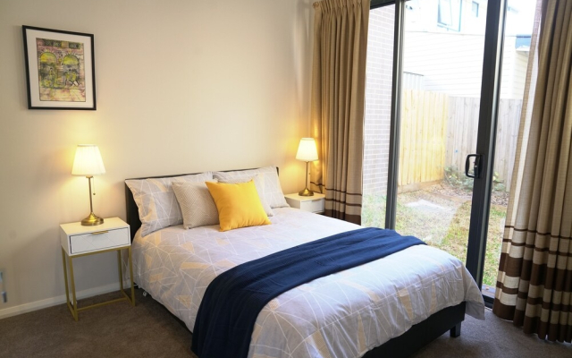 Brand new house near Box Hill
