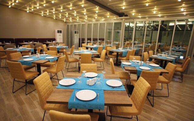 Holiday Inn Express Manisa - West
