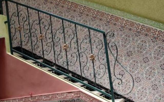 Riad Alaoui 146 with swimming pool and free parking