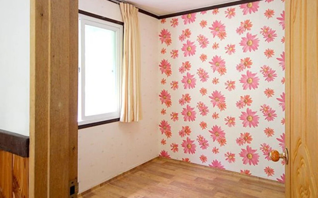 Yangyang Forest Home Pension