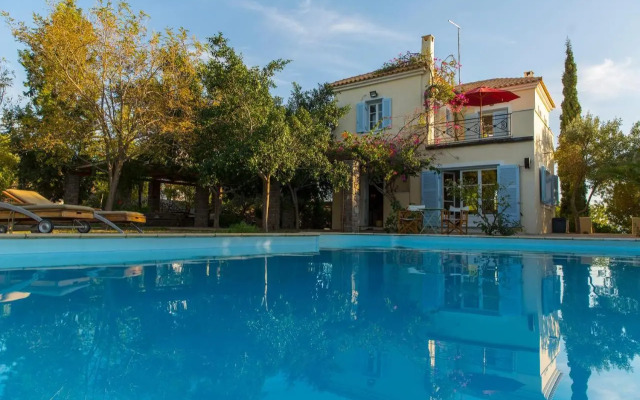 Sea View Pool Villa with Independent Guest house